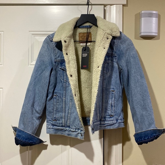 Levi's Jackets & Blazers - New with Tag Levi’s Trucker Jean Jacket with Faux Fur Sherpa lining
